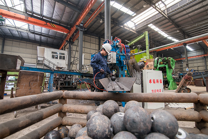 井冈山网架配件-螺栓球加工车间